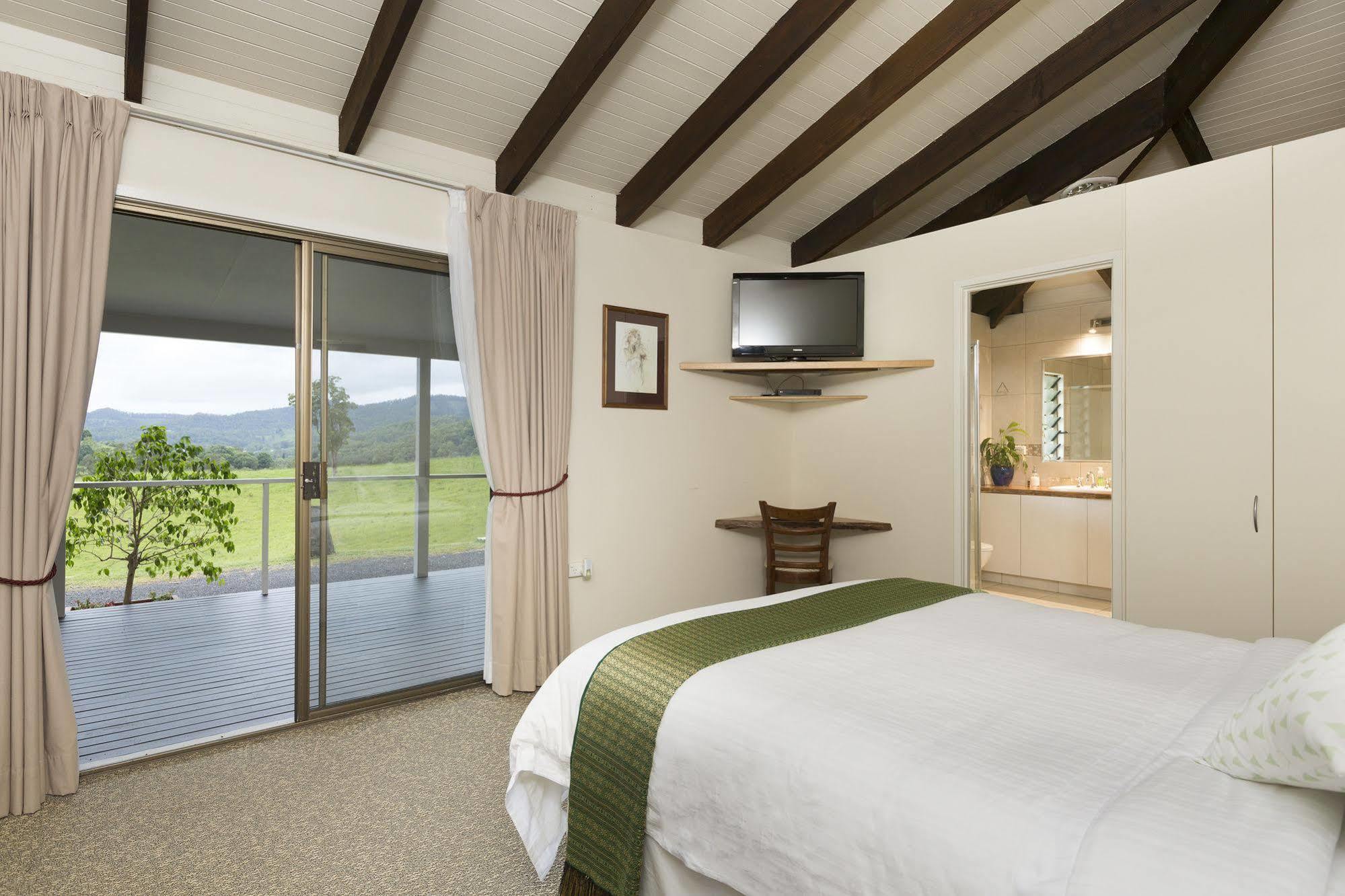 Hillcrest Mountain View Retreat Acomodação com café da manhã Crystal Creek Exterior foto